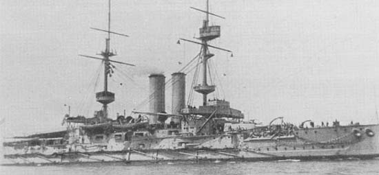 18 Mart Deniz H�rekat�nda bat�r�lan HMS Ocean